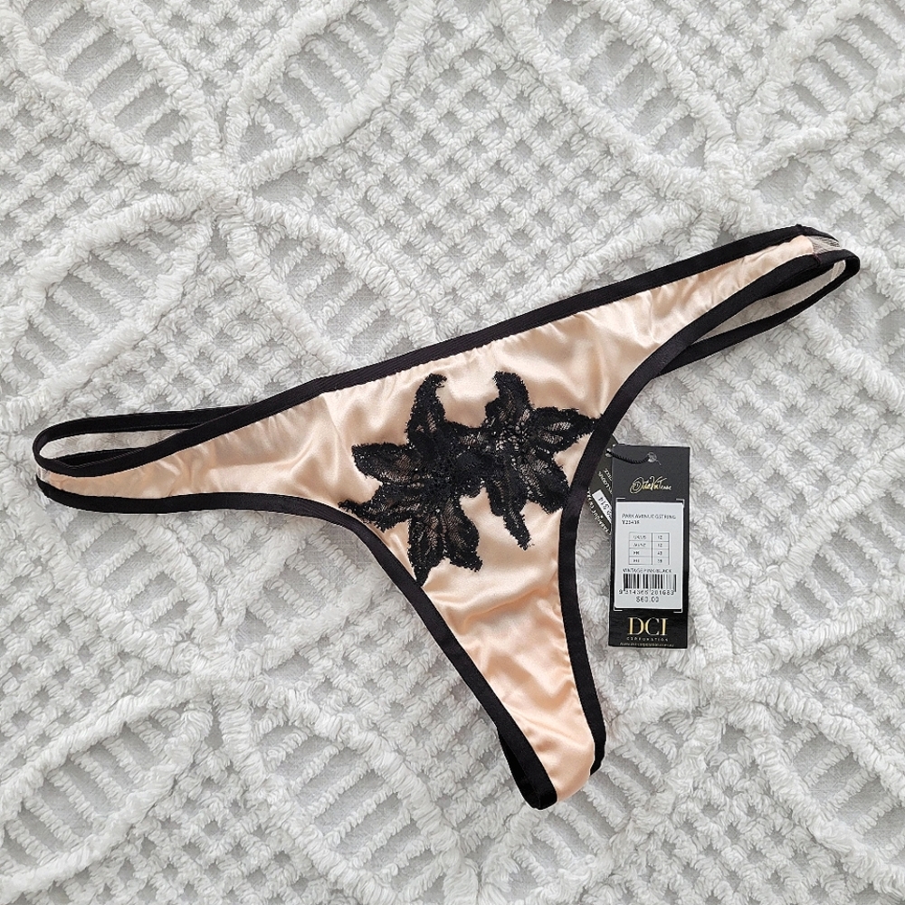NWT Dita Von Teese Park Avenue G-String Thong